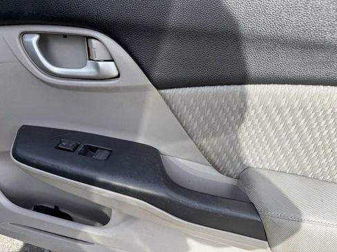 Used 2014 Honda Civic LX image 43