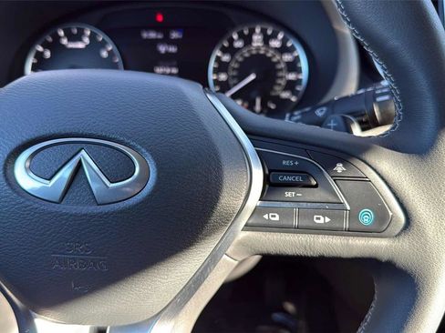 Certified 2025 INFINITI QX50 Luxe image 18