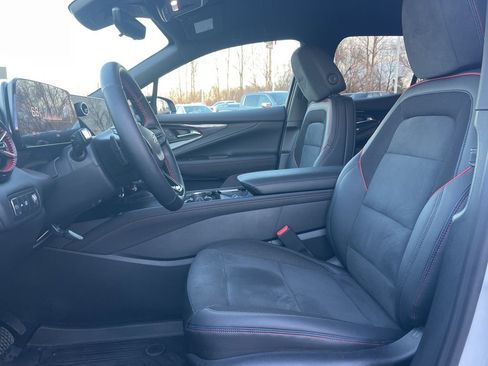 Used 2024 Chevrolet Blazer EV RS image 11