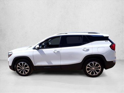 Used 2021 GMC Terrain SLT AWD/4WD image 2