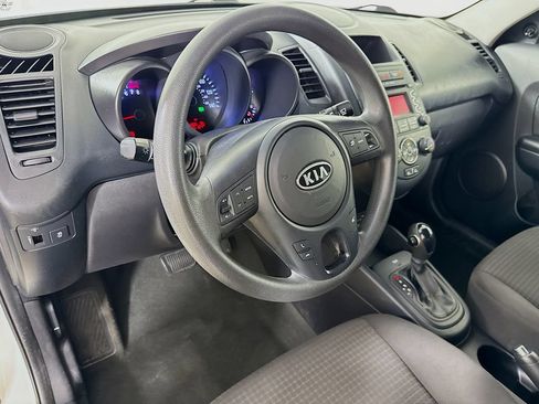 Used 2012 Kia Soul FWD image 9