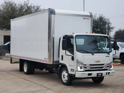 New 2025 Chevrolet Low Cab Forward 5500XG RWD image 2
