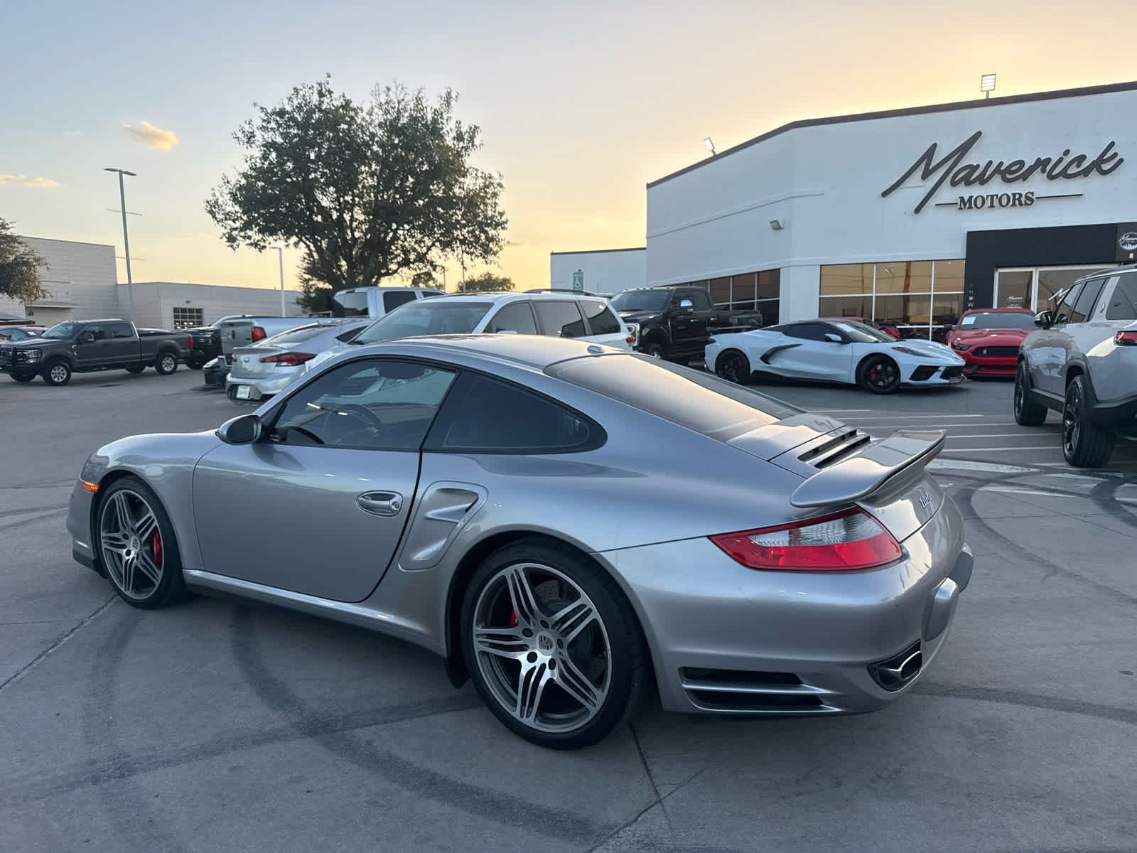 Used 2009 Porsche 911 Turbo AWD/4WD image 4