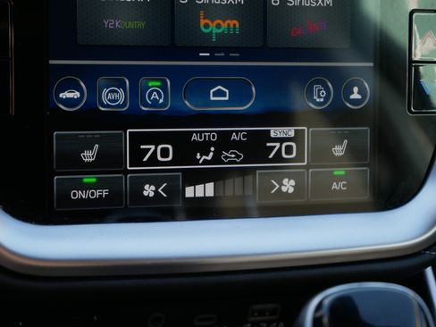 Used 2024 Subaru Outback Premium image 23