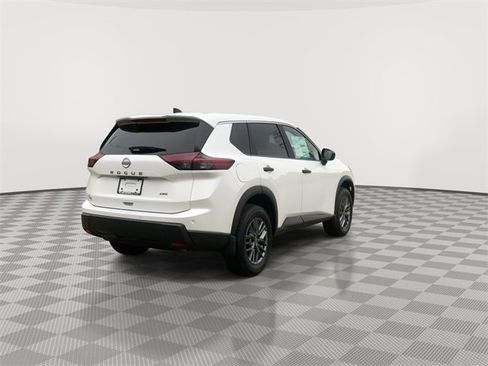 Certified 2025 Nissan Rogue S image 10