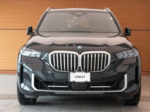 Used 2025 BMW X5 xDrive50e AWD/4WD image 2