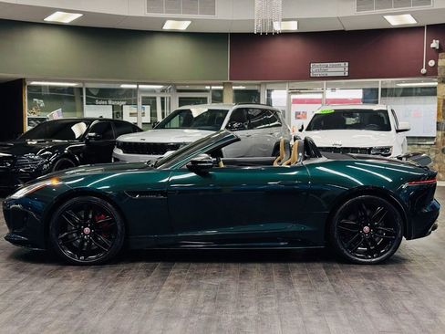 Used 2016 Jaguar F-TYPE R image 24