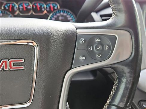 Used 2019 GMC Yukon XL SLT w/ Open Road Package image 15