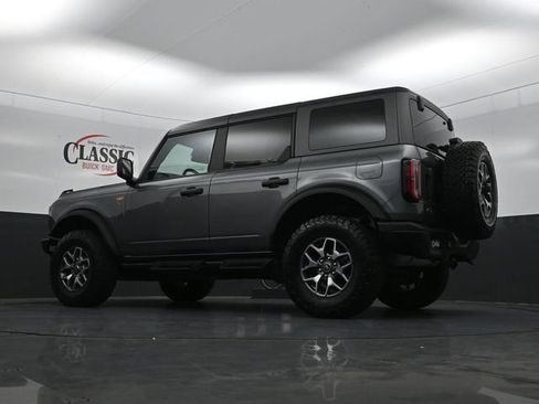 Used 2024 Ford Bronco Badlands image 24