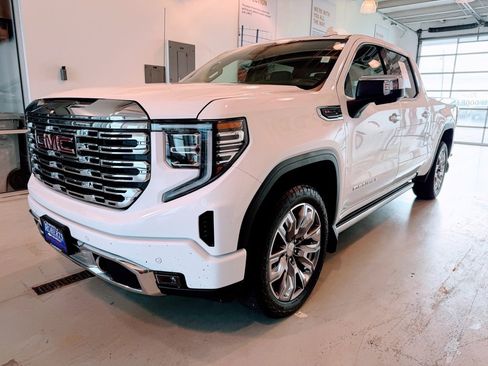 Used 2024 GMC Sierra 1500 Denali image 9