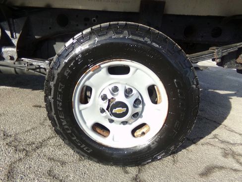 Used 2018 Chevrolet Silverado 2500 W/T w/ WT Convenience Package image 17