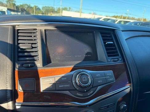 Used 2018 INFINITI QX80 4WD w/ Driver Assistance Package image 19