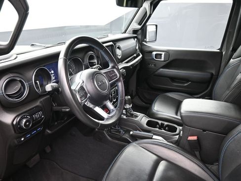 Used 2022 Jeep Wrangler Unlimited Rubicon 4xe image 18