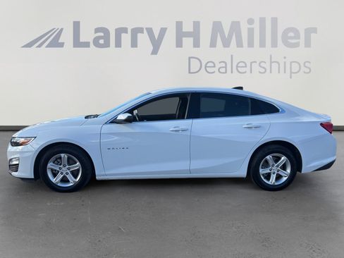 Used 2024 Chevrolet Malibu LS image 2