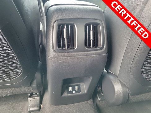 Used 2022 Hyundai Santa Cruz Limited image 15