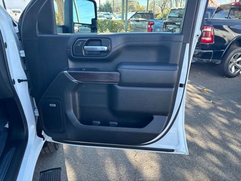 Used 2020 GMC Sierra 2500 SLT w/ Technology Package image 37