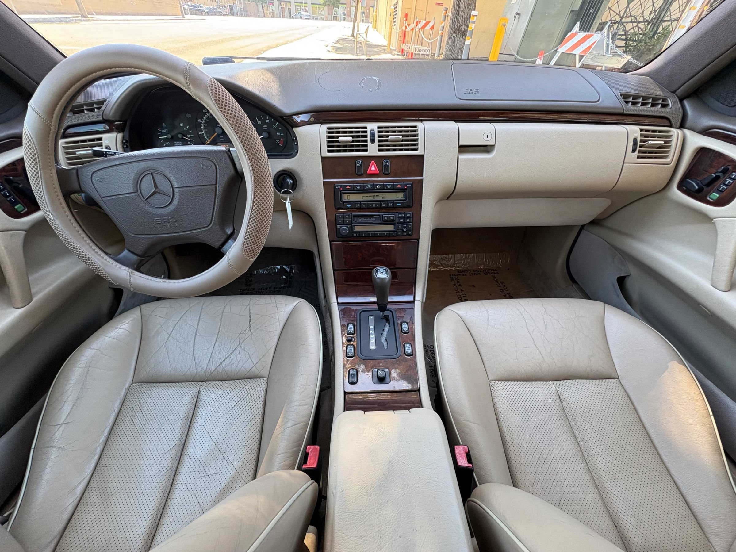 Used 1996 Mercedes-Benz E 320 Sedan image 15