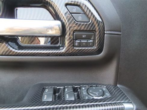 Used 2022 Chevrolet Silverado 3500 High Country w/ Safety Package II AWD/4WD image 14