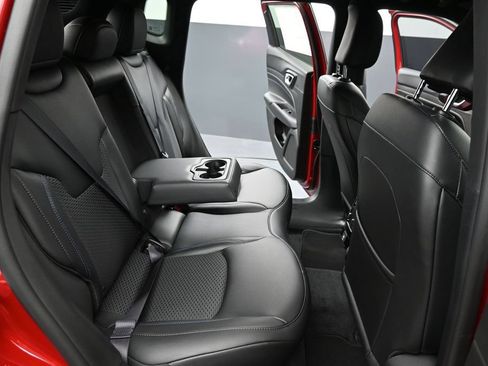 New 2026 Jeep Compass Latitude AWD/4WD image 21