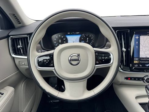 Used 2018 Volvo V90 T5 Cross Country w/ Convenience Package AWD/4WD image 13
