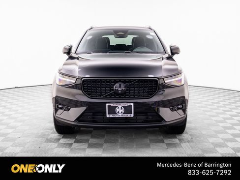 Used 2026 Volvo XC40 B5 Ultra w/ Climate Package AWD/4WD image 8