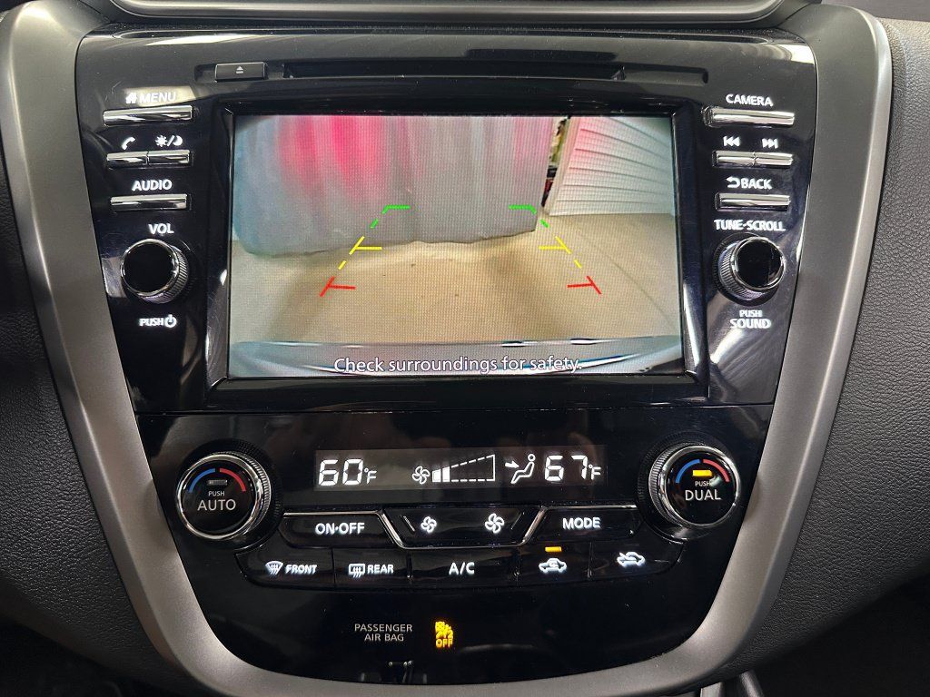 Used 2023 Nissan Murano SV FWD image 12