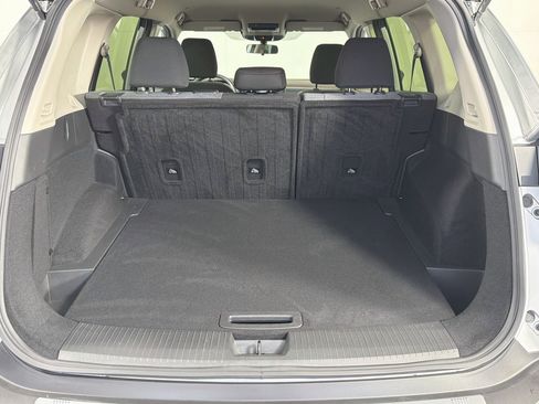 Used 2023 Nissan Rogue SV FWD image 29