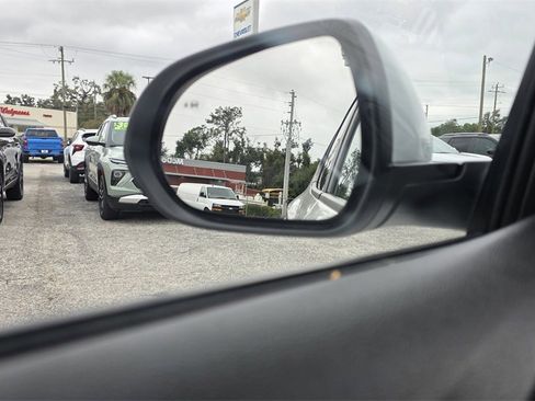 Used 2025 Buick Encore GX Preferred image 19