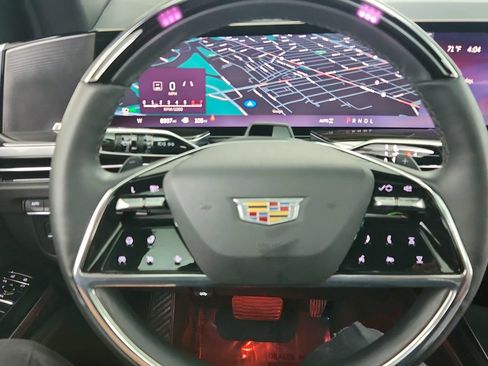 Certified 2025 Cadillac Escalade Premium Luxury w/ Touring Package AWD/4WD image 19