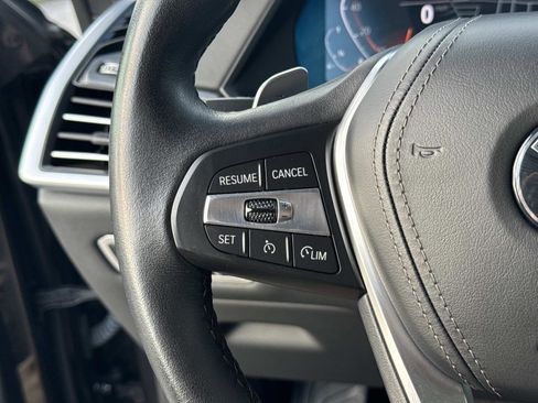 Used 2022 BMW X5 sDrive40i w/ Parking Assistance Package image 30