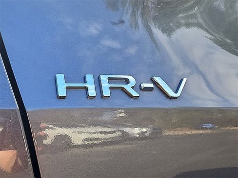 Certified 2023 Honda HR-V LX image 28