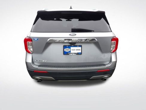 Used 2022 Ford Explorer Limited image 12