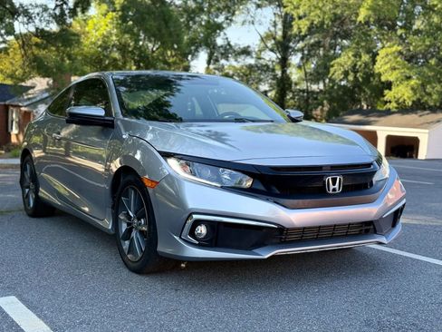 Used 2019 Honda Civic EX image 9