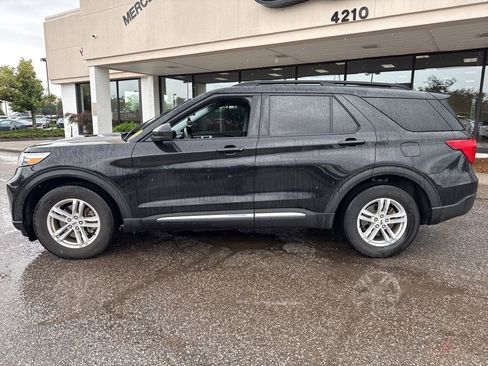 Used 2023 Ford Explorer XLT RWD image 6