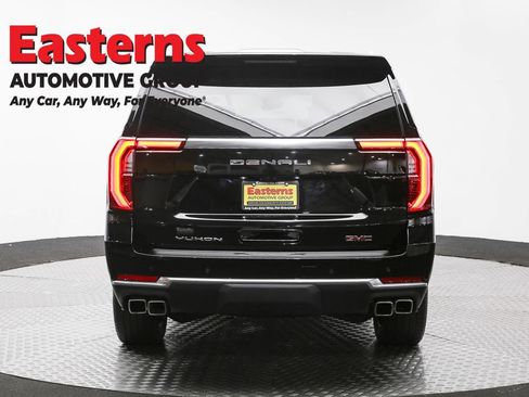 Used 2025 GMC Yukon XL Denali w/ Denali Reserve Package AWD/4WD image 6