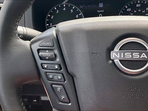 Certified 2025 Nissan Frontier SL AWD/4WD image 17