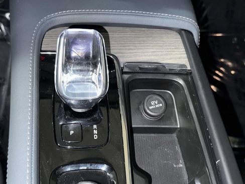 Used 2023 Volvo XC90 B6 Ultimate w/ Protection Package Premier AWD/4WD image 24