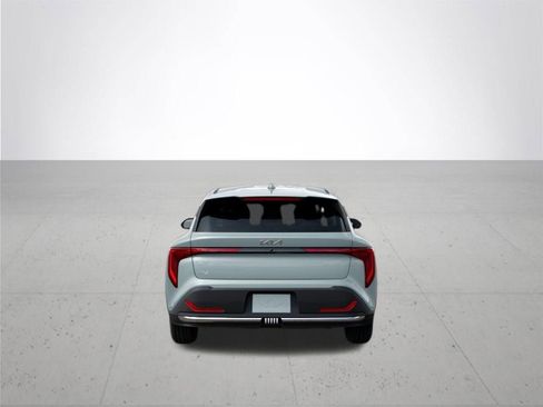 New 2026 Kia K4 EX image 5
