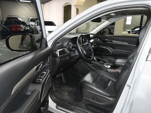 Used 2022 Kia Telluride SX w/ SX Prestige Package image 45