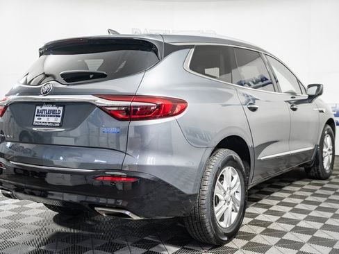 Used 2020 Buick Enclave Essence image 6