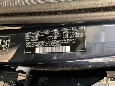New 2026 Volvo XC90 B5 Plus w/ Protection Package Premier AWD/4WD image 12