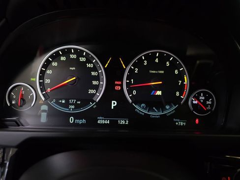 Used 2018 BMW X5 M image 22