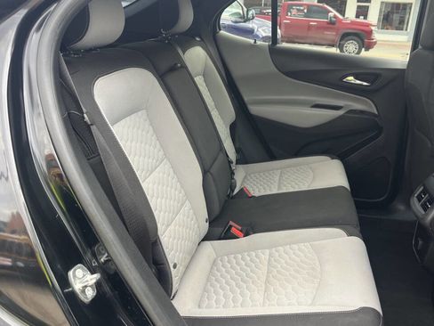 Used 2018 Chevrolet Equinox LT AWD/4WD image 24
