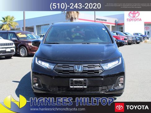 Used 2025 Honda Odyssey Sport-L image 4