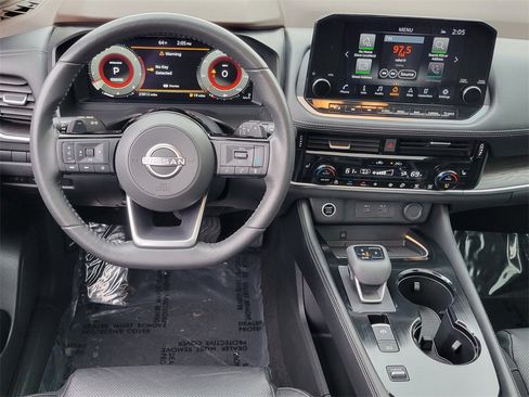 Certified 2023 Nissan Rogue Platinum w/ Platinum Premium Package image 4