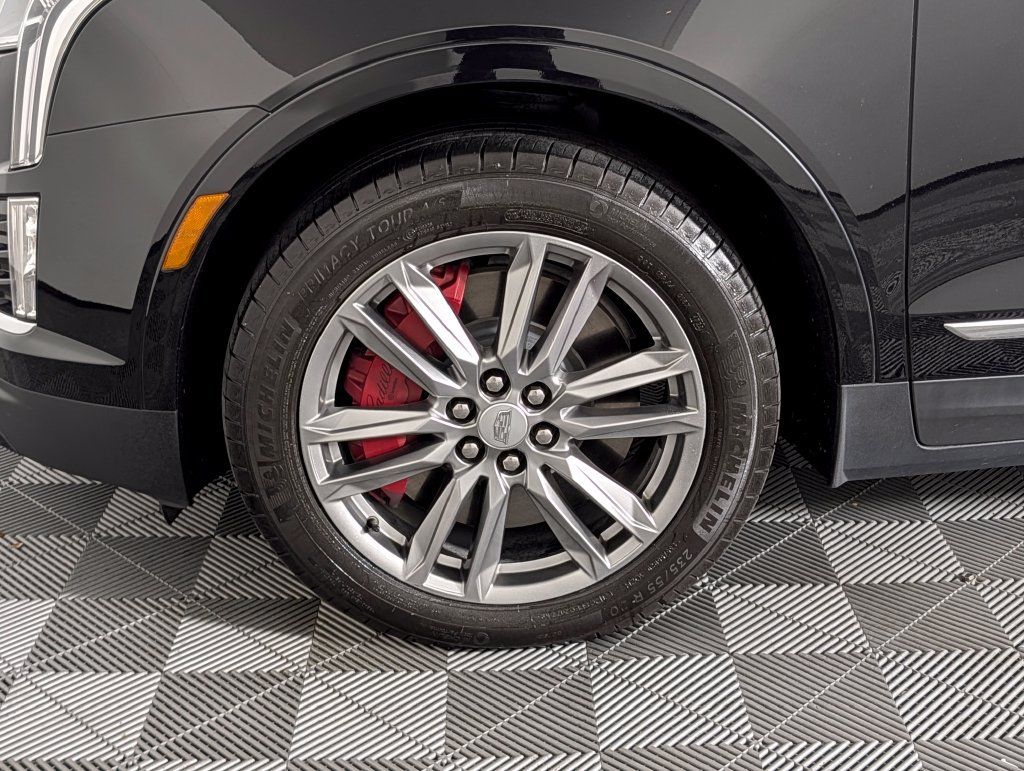 Used 2024 Cadillac XT5 Sportv AWD/4WD image 11
