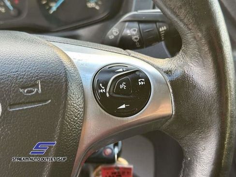 Used 2017 Ford Transit 350 XLT image 25