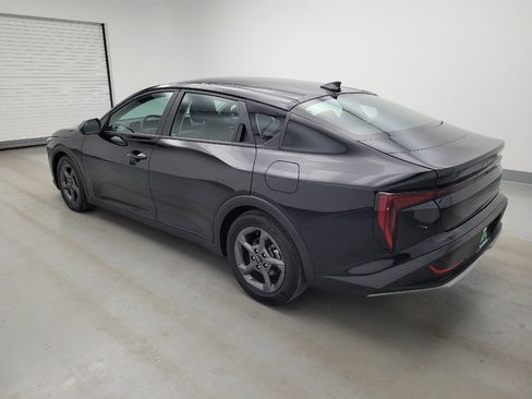 Used 2025 Kia K4 FWD image 3