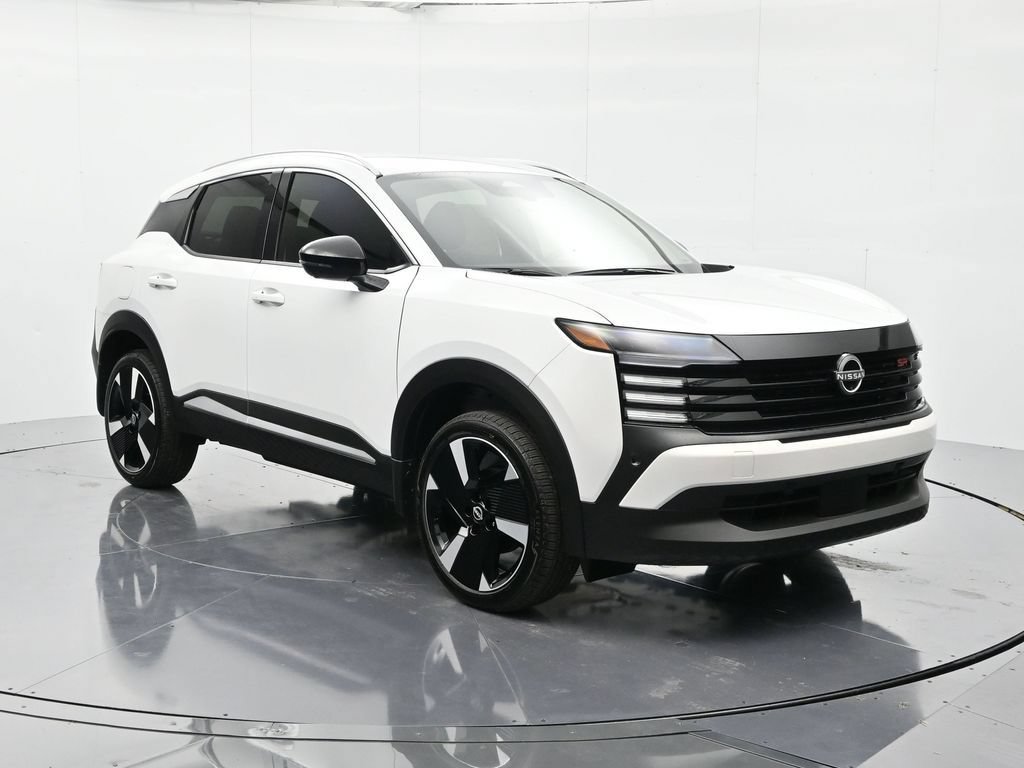 New 2026 Nissan Kicks SR FWD image 3