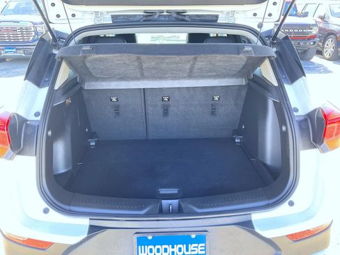 Certified 2023 Buick Encore GX Preferred w/ Cold Weather Comfort Package AWD/4WD image 21